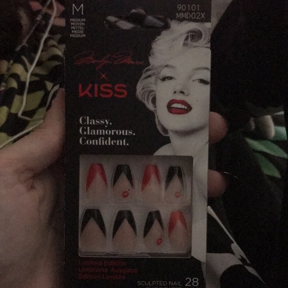 🆕💅🏻💋Kiss Nails X Marilyn Manroe LIMITED EDITION SET!M Length!❤️🖤💋💅🏻 - Picture 4 of 11
